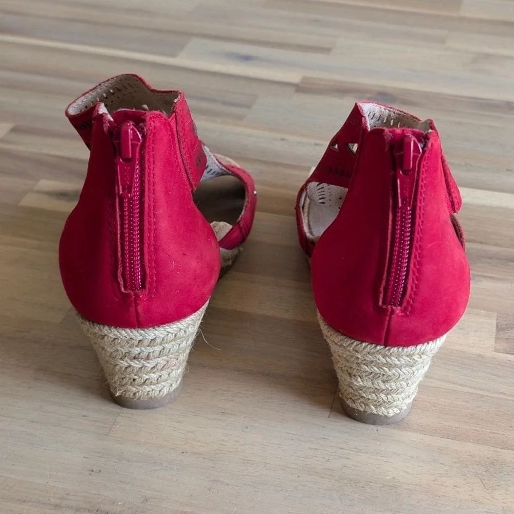 EARTH Origins Attalea Barbuda leather Espadrille Wedge Sandals Size 7 NWOT